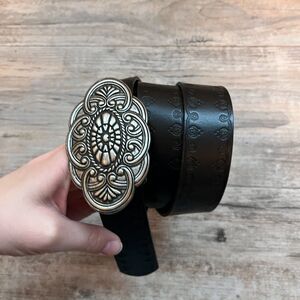 Vintage Black Leather Belt Embossed Floral Rose Heart Buckle Size 32 Boho